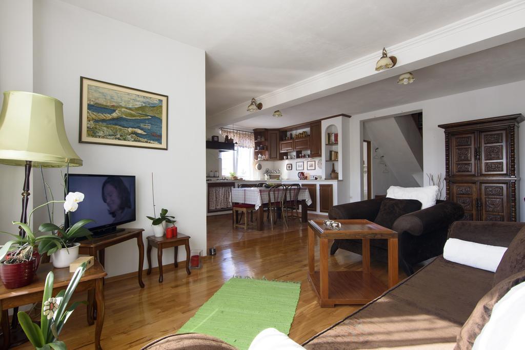 Basic Apartman Apartment ซาดาร์ ภายนอก รูปภาพ